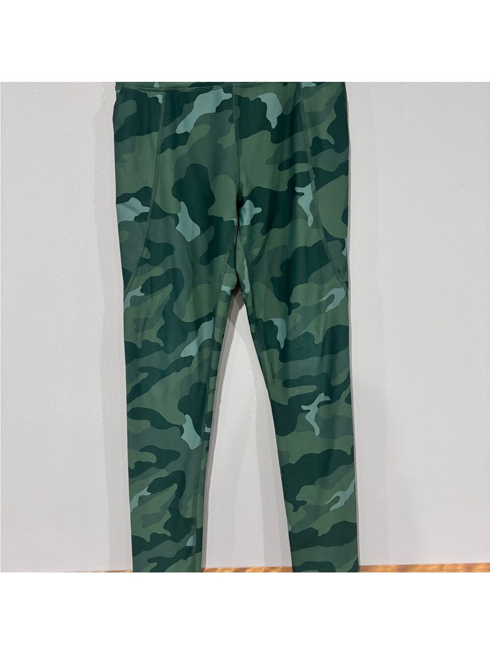 Kids Camouflage Green Leggings Size XXL (18) Kids